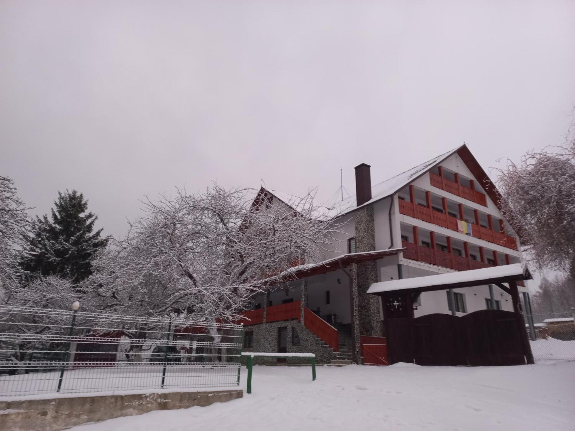Casa De Vacanta Perla Colibitei Colibiţa 외부 사진